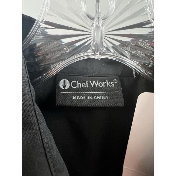 Chef Works Women’s Long Sleeve Button Front Cotton Blend Fitted Top Black M NWT - Picture 3 of 8